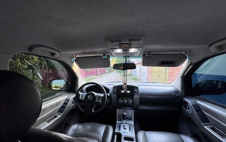 Nissan Navara (Frontier), 2010 год, 1 250 000 рублей, 8 фотография