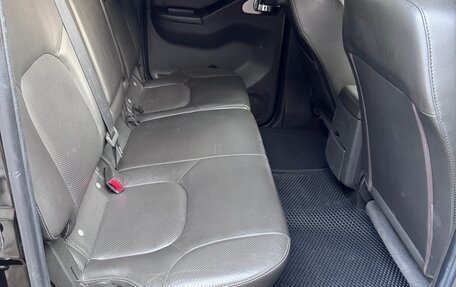 Nissan Navara (Frontier), 2010 год, 1 250 000 рублей, 20 фотография