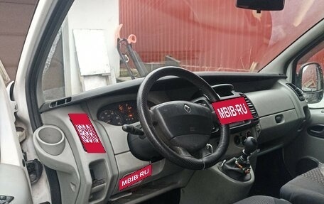 Renault Trafic, 2003 год, 850 000 рублей, 9 фотография