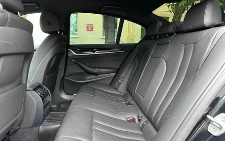 BMW 5 серия, 2017 год, 2 750 000 рублей, 31 фотография