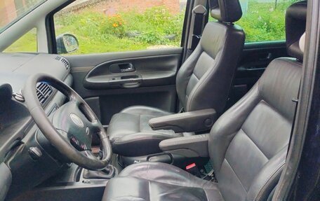 Volkswagen Sharan I рестайлинг, 2008 год, 630 000 рублей, 3 фотография