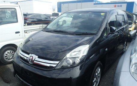 Toyota ISis I, 2014 год, 1 400 000 рублей, 2 фотография