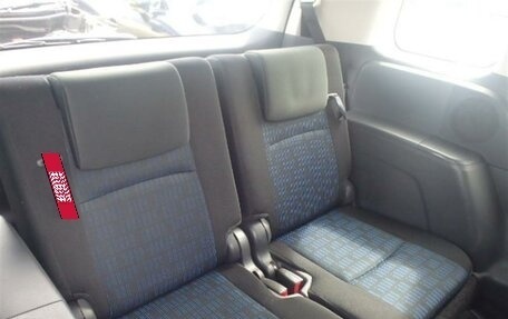 Toyota ISis I, 2014 год, 1 400 000 рублей, 9 фотография