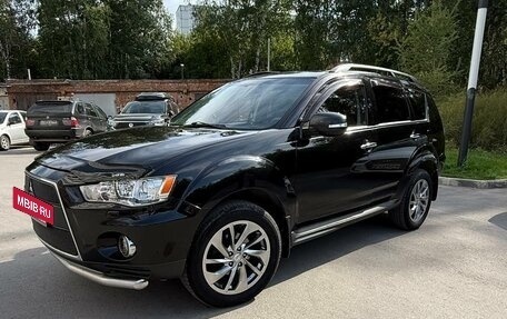 Mitsubishi Outlander III рестайлинг 3, 2011 год, 1 495 000 рублей, 6 фотография