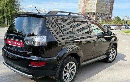 Mitsubishi Outlander III рестайлинг 3, 2011 год, 1 495 000 рублей, 9 фотография