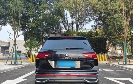 Volkswagen Tiguan II, 2022 год, 2 650 000 рублей, 5 фотография