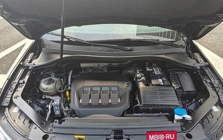 Volkswagen Tiguan II, 2022 год, 2 650 000 рублей, 14 фотография