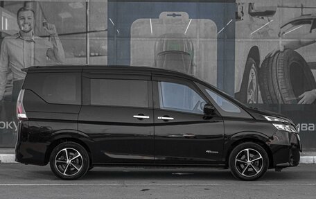 Nissan Serena IV, 2017 год, 2 099 000 рублей, 5 фотография
