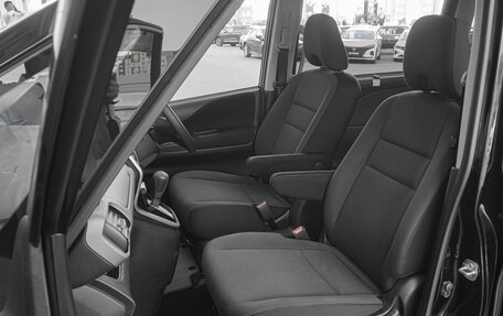 Nissan Serena IV, 2017 год, 2 099 000 рублей, 8 фотография