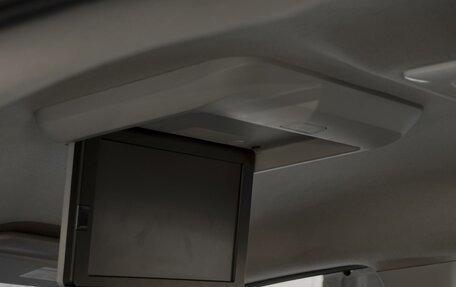 Nissan Serena IV, 2017 год, 2 099 000 рублей, 16 фотография