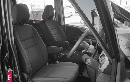 Nissan Serena IV, 2017 год, 2 099 000 рублей, 11 фотография