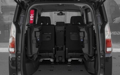 Nissan Serena IV, 2017 год, 2 099 000 рублей, 23 фотография