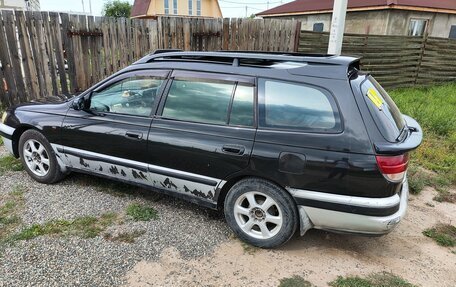 Toyota Caldina, 1993 год, 400 000 рублей, 7 фотография