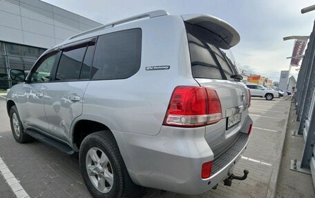 Toyota Land Cruiser 200, 2010 год, 2 599 000 рублей, 2 фотография