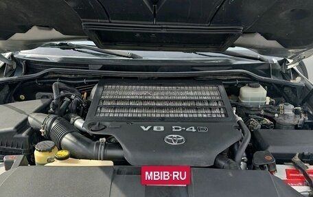 Toyota Land Cruiser 200, 2010 год, 2 599 000 рублей, 5 фотография