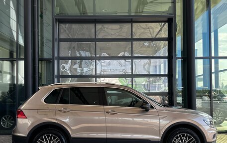 Volkswagen Tiguan II, 2020 год, 2 670 000 рублей, 3 фотография