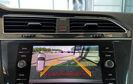 Volkswagen Tiguan II, 2020 год, 2 670 000 рублей, 10 фотография