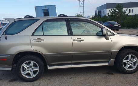 Lexus RX IV рестайлинг, 2001 год, 990 000 рублей, 6 фотография