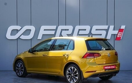 Volkswagen Golf VII, 2018 год, 1 900 000 рублей, 2 фотография