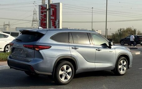 Toyota Highlander, 2021 год, 3 150 000 рублей, 6 фотография