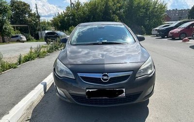 Opel Astra J, 2010 год, 1 фотография