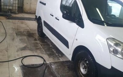Peugeot Partner II рестайлинг 2, 2012 год, 700 000 рублей, 1 фотография
