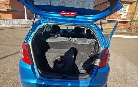 Honda Fit III, 2010 год, 760 000 рублей, 15 фотография