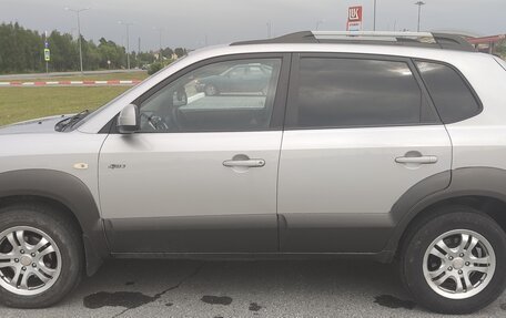 Hyundai Tucson III, 2005 год, 1 000 000 рублей, 2 фотография