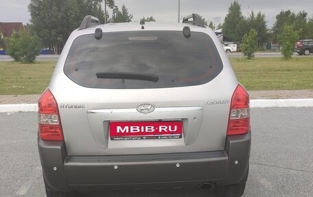 Hyundai Tucson III, 2005 год, 1 000 000 рублей, 4 фотография