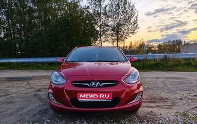 Hyundai Solaris II рестайлинг, 2011 год, 720 000 рублей, 1 фотография