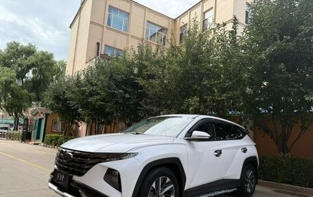 Hyundai Tucson, 2022 год, 1 987 000 рублей, 3 фотография