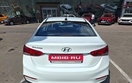 Hyundai Solaris II рестайлинг, 2017 год, 910 000 рублей, 7 фотография