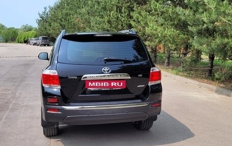 Toyota Highlander III, 2012 год, 2 100 000 рублей, 6 фотография