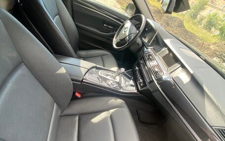 BMW 5 серия, 2014 год, 1 800 000 рублей, 7 фотография