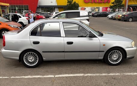 Hyundai Accent II, 2004 год, 500 000 рублей, 3 фотография