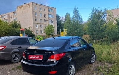 Hyundai Solaris II рестайлинг, 2013 год, 810 000 рублей, 1 фотография