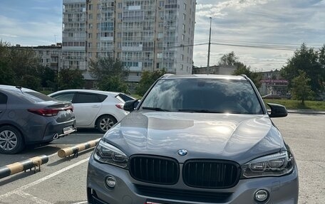 BMW X5, 2017 год, 3 700 000 рублей, 2 фотография