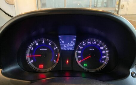 Hyundai Solaris II рестайлинг, 2013 год, 770 000 рублей, 11 фотография