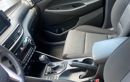 Hyundai Tucson III, 2020 год, 2 500 000 рублей, 11 фотография