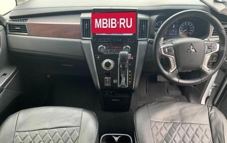 Mitsubishi Delica D:5 I, 2022 год, 3 200 000 рублей, 6 фотография