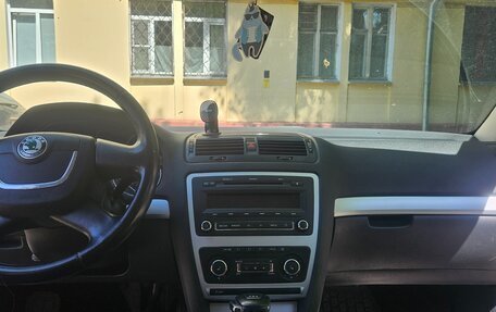 Skoda Octavia, 2011 год, 650 000 рублей, 9 фотография