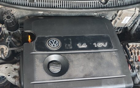 Volkswagen Polo IV рестайлинг, 2002 год, 290 000 рублей, 5 фотография