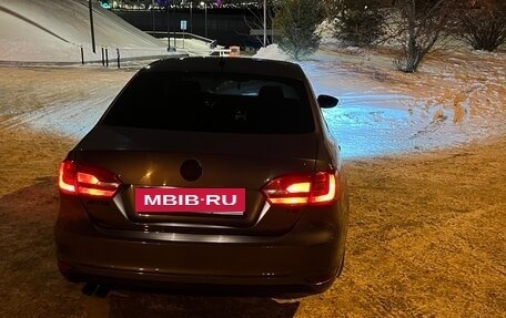 Volkswagen Jetta VI, 2013 год, 800 000 рублей, 14 фотография