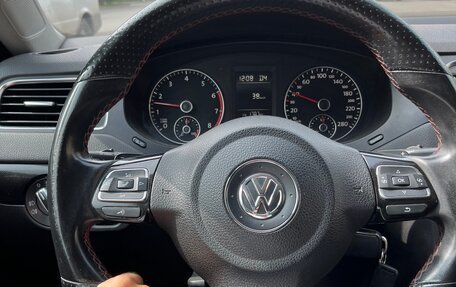 Volkswagen Jetta VI, 2013 год, 800 000 рублей, 16 фотография