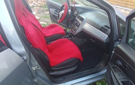 Fiat Punto III Punto Evo рестайлинг, 2006 год, 290 000 рублей, 4 фотография