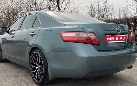 Toyota Camry, 2006 год, 1 400 000 рублей, 8 фотография