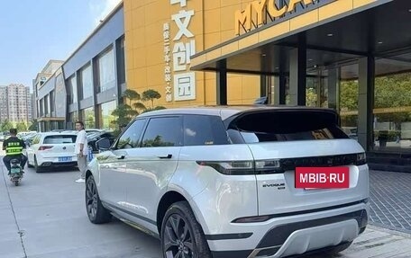 Land Rover Range Rover Evoque II, 2022 год, 2 180 000 рублей, 4 фотография