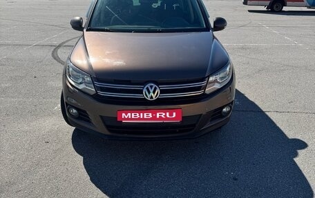 Volkswagen Tiguan I, 2015 год, 1 100 000 рублей, 2 фотография