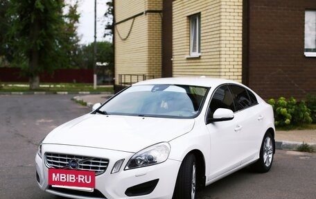 Volvo S60 III, 2013 год, 1 300 000 рублей, 2 фотография