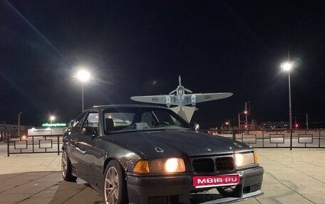 BMW 3 серия, 1992 год, 550 000 рублей, 1 фотография